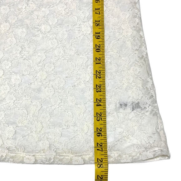 2/$15 G21 white mesh tank, size medium - Picture 7 of 7